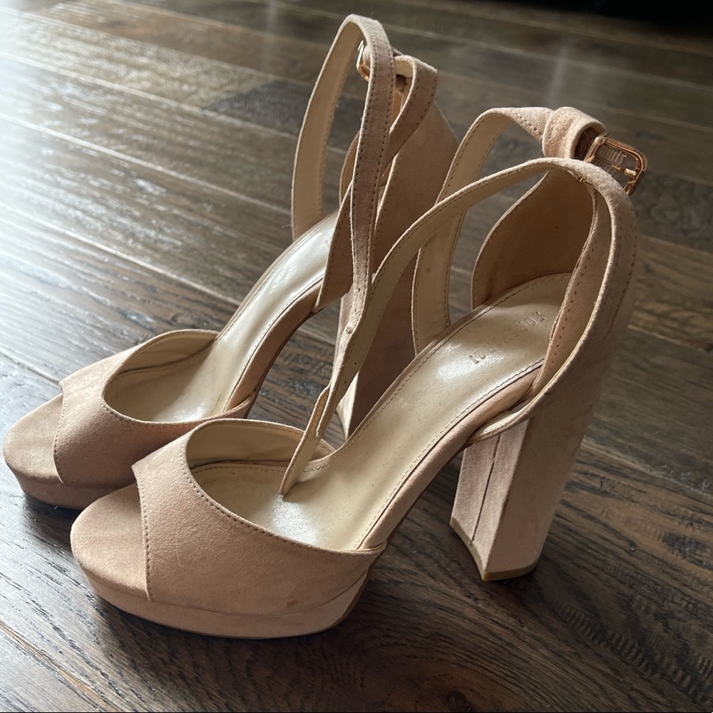 Forever 21 Beige Chunky Heels